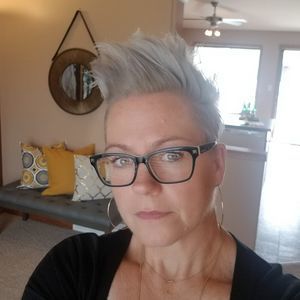 Meet your Posher, Corinna